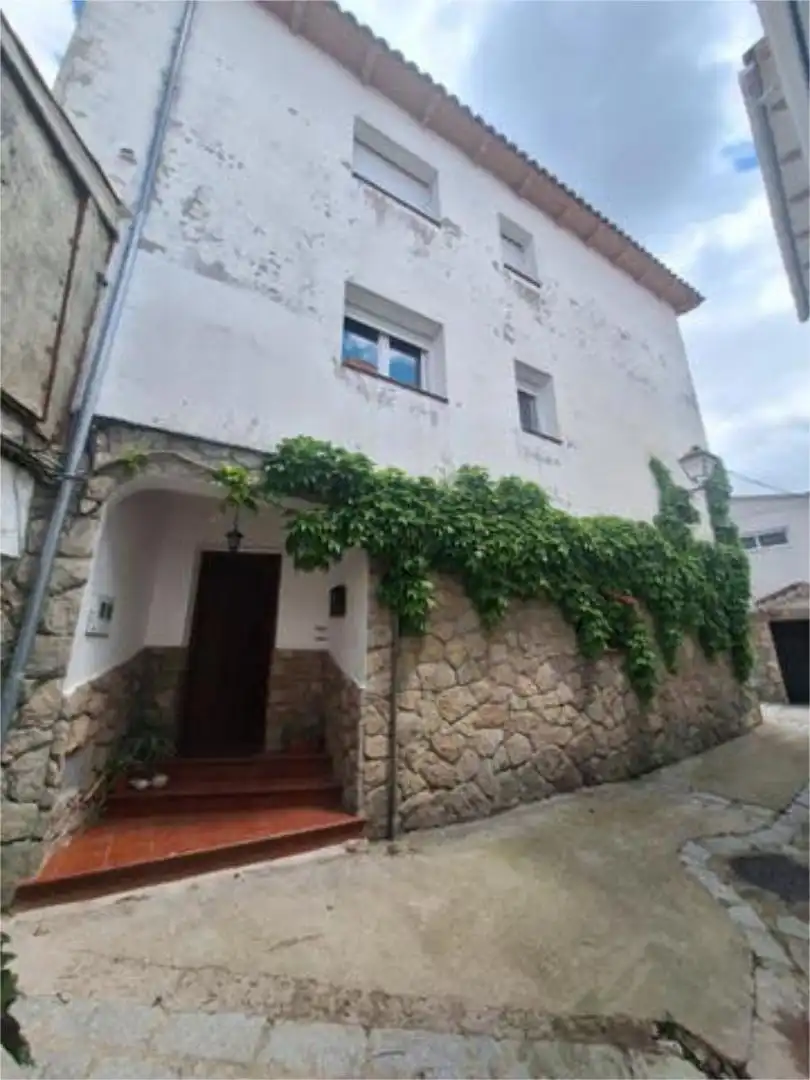 Vista exterior de Casa o chalet en venta en Barrado con Calefacción y Terraza
