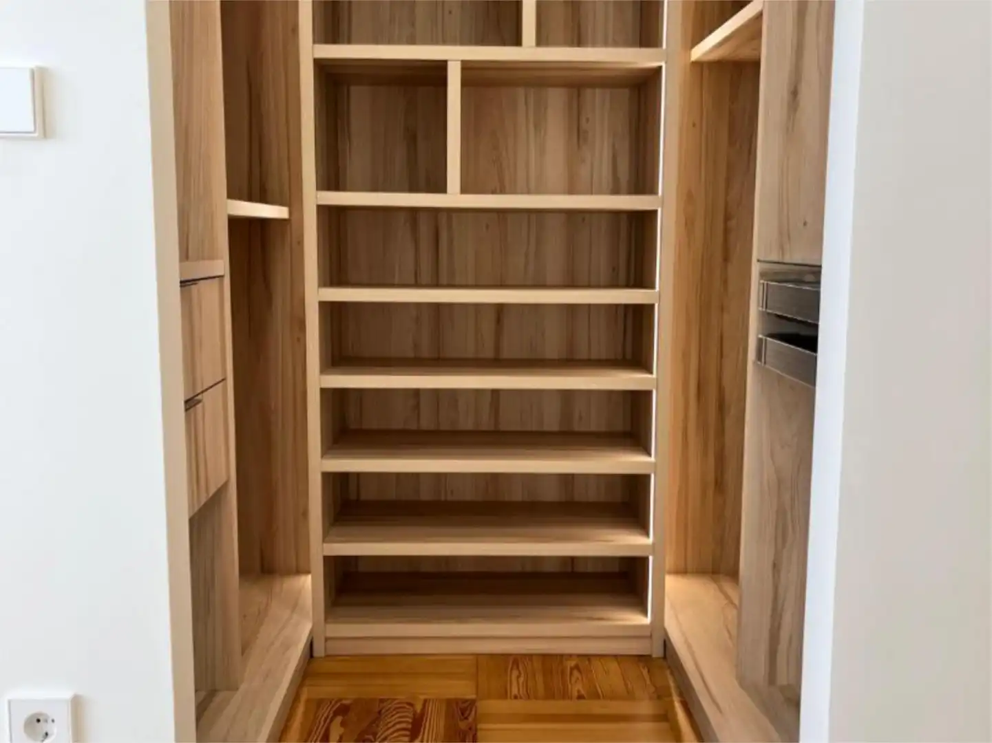Flat for sale in  Madrid Capital  with Air Conditioner
