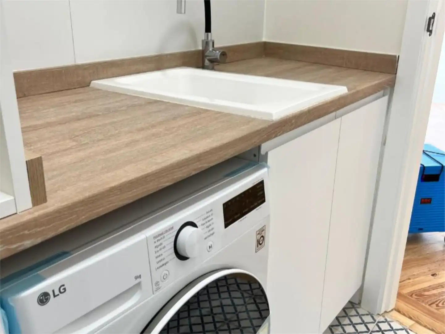 Kitchen of Flat for sale in  Madrid Capital  with Air Conditioner