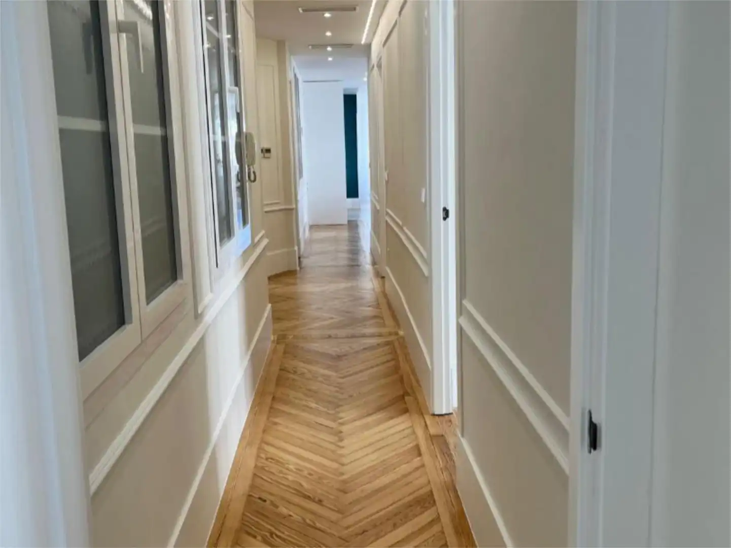 Flat for sale in  Madrid Capital  with Air Conditioner