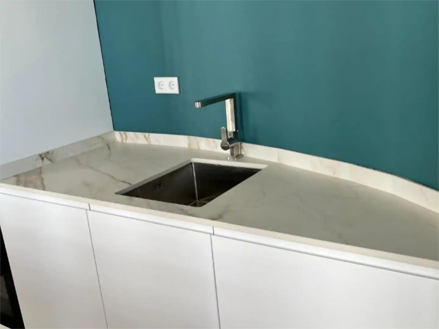 Kitchen of Flat for sale in  Madrid Capital  with Air Conditioner
