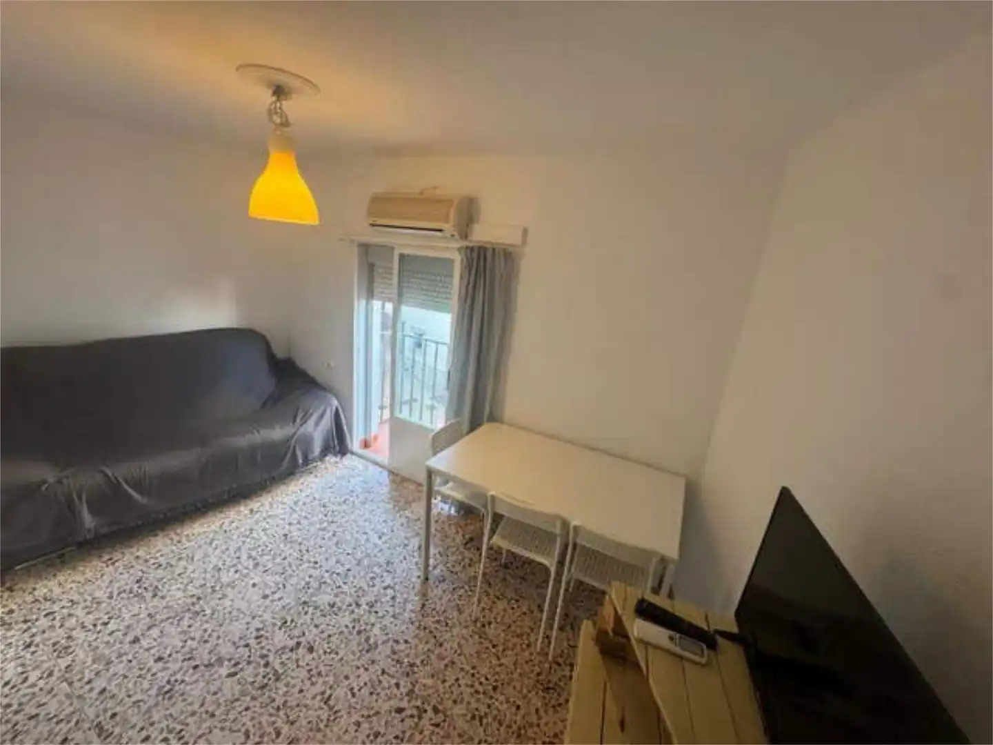 Habitación de Piso de alquiler en Alcuéscar con Terraza