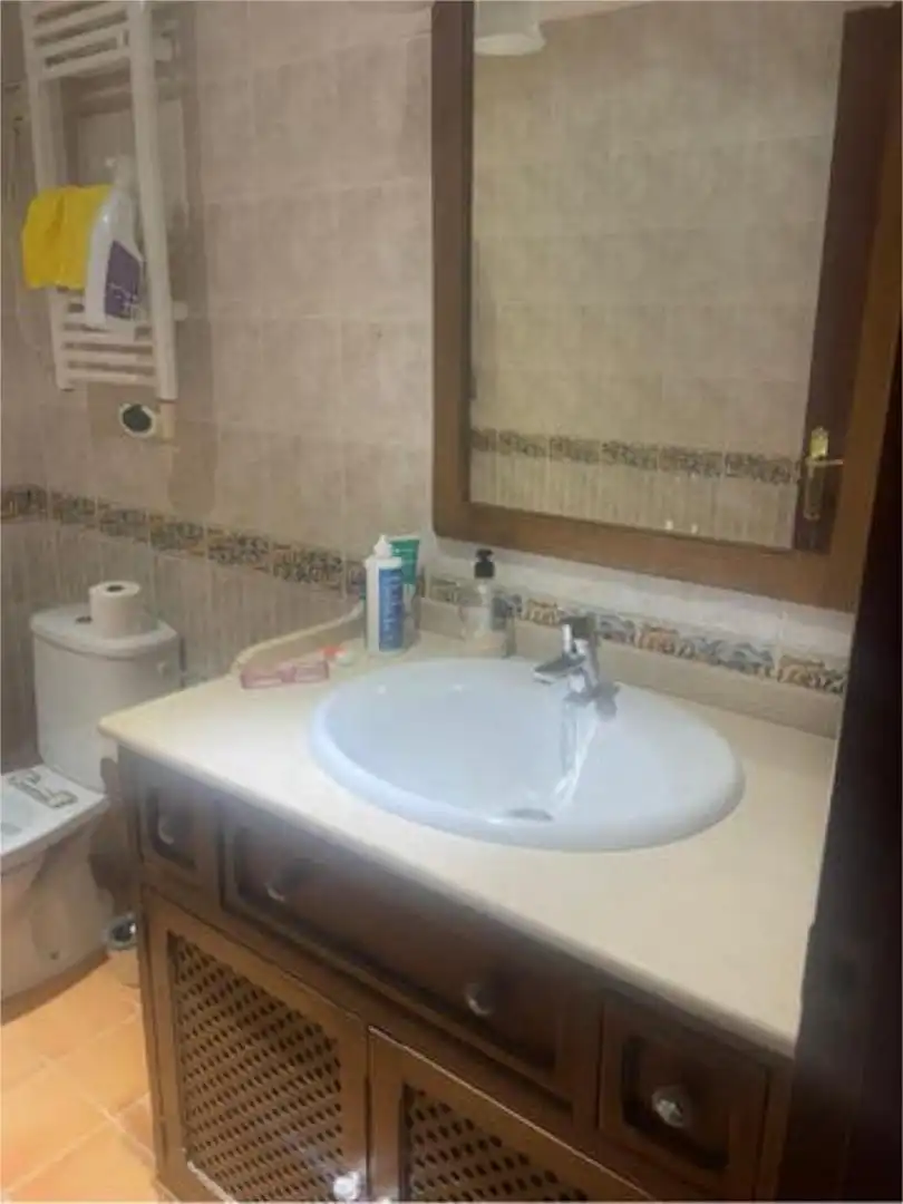 Bathroom of Flat for rent in Zaragoza  with Heating, Private garden and Terrace