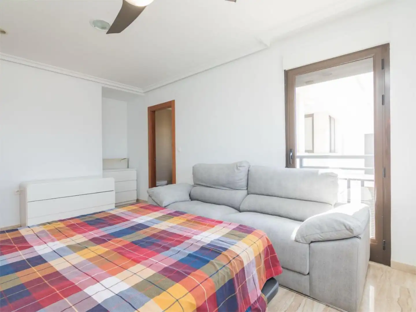 Wohnung zum Verkauf in Avinguda de Dolores, 47, El Raval - Portes Encarnades Schlafzimmer von Wohnung zum Verkauf in Elche / Elx mit Klimaanlage, Terrasse und Schwimmbad