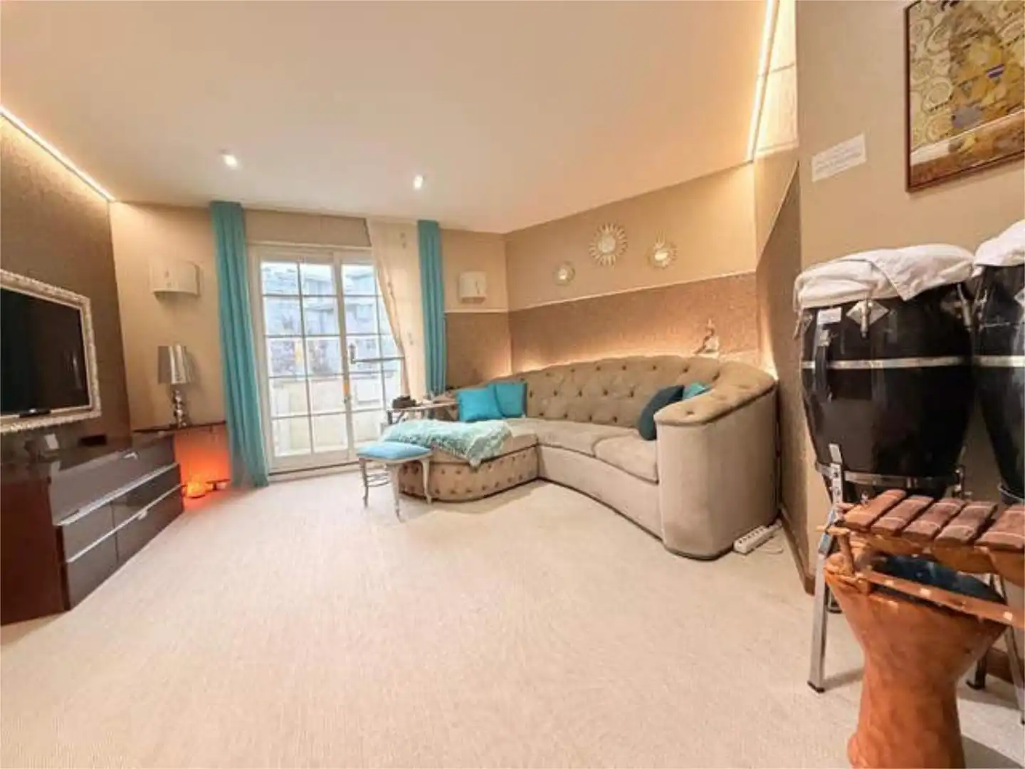 Piso en venta en A Rúa Sala de estar de Piso en venta en A Rúa con Calefacción, Terraza y Trastero