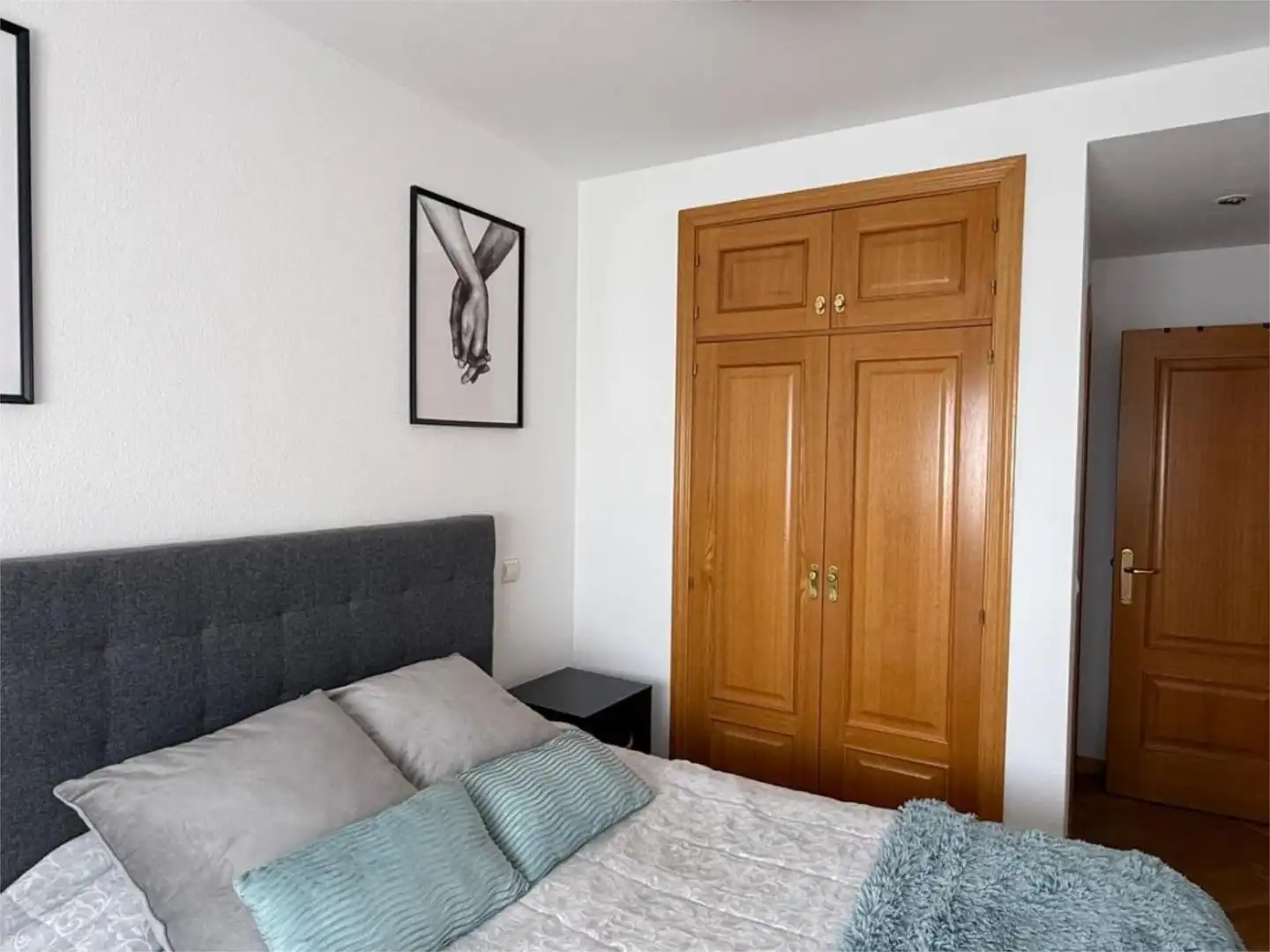 Piso en venta en Calle de Rafael Bergamín, 6, San Juan Bautista Habitación de Piso en venta en Madrid Capital con Piscina