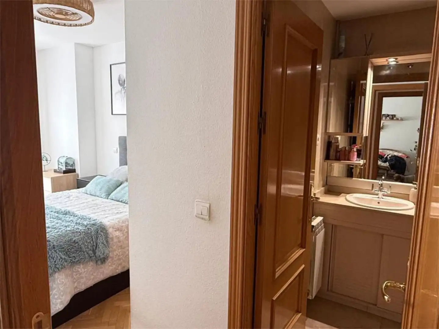 Piso en venta en Calle de Rafael Bergamín, 6, San Juan Bautista Habitación de Piso en venta en Madrid Capital con Piscina