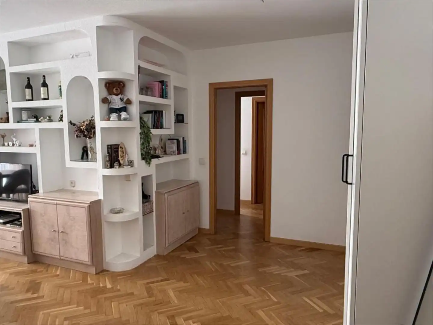 Piso en venta en Calle de Rafael Bergamín, 6, San Juan Bautista Piso en venta en Madrid Capital con Piscina