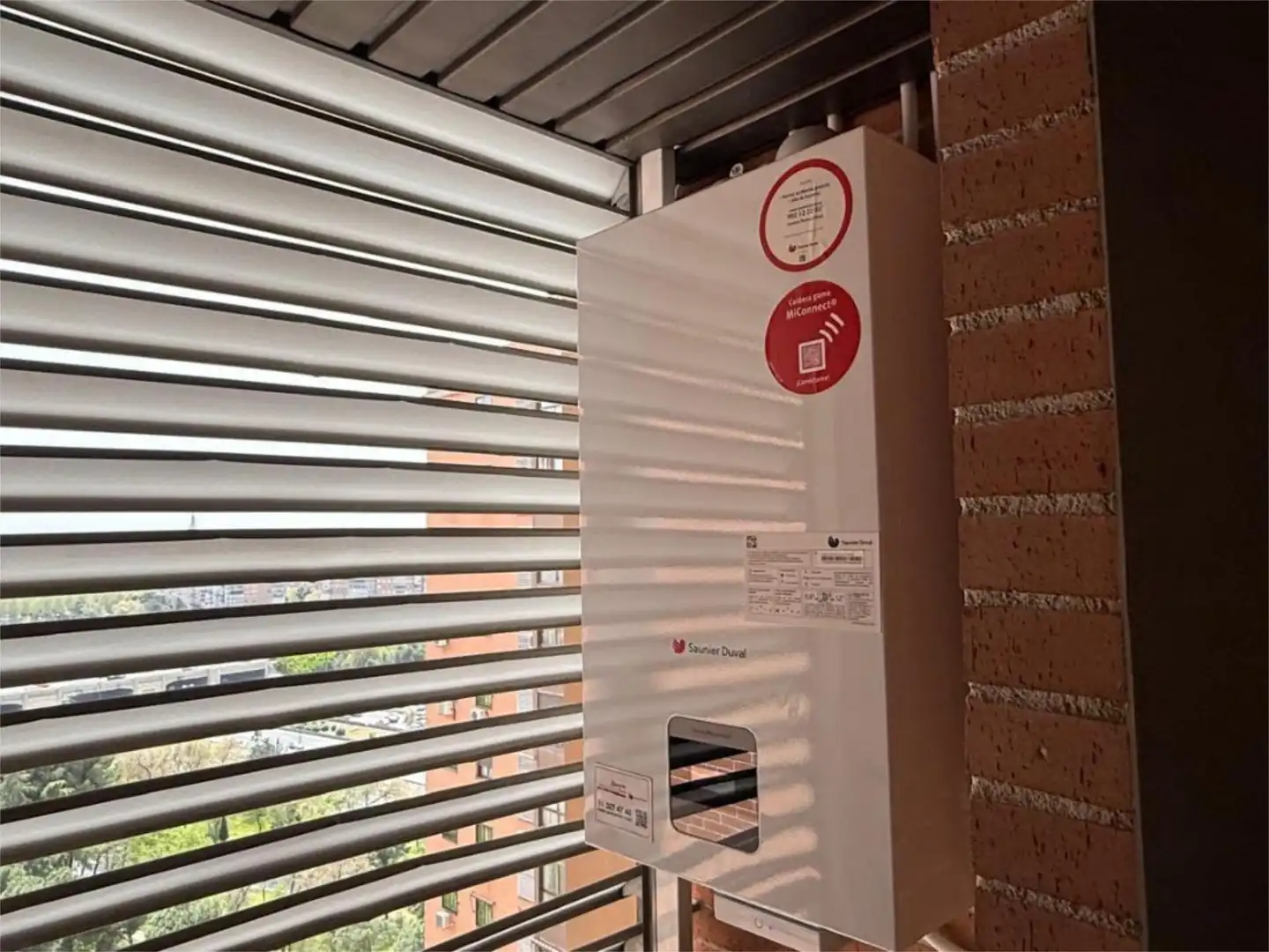 Piso en venta en Calle de Rafael Bergamín, 6, San Juan Bautista Terraza de Piso en venta en Madrid Capital con Piscina