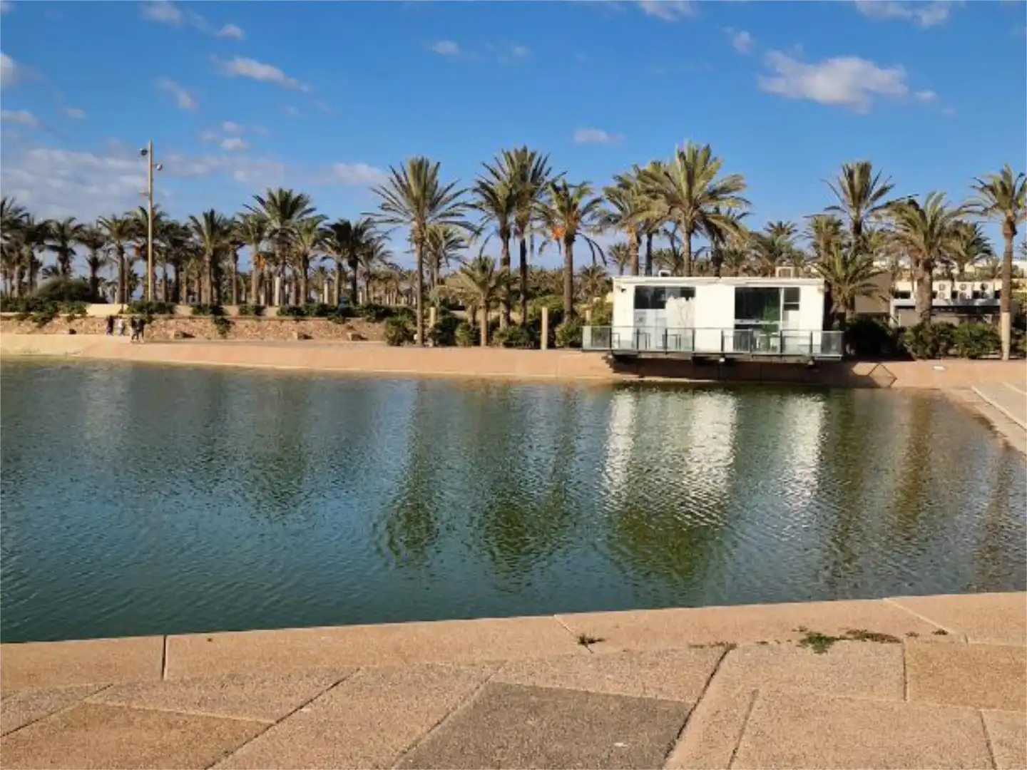 Apartament de lloguer a Calle Piragüismo, 2, El Toyo Piscina de Apartament de lloguer en Almería amb Aire condicionat, Calefacció i Piscina