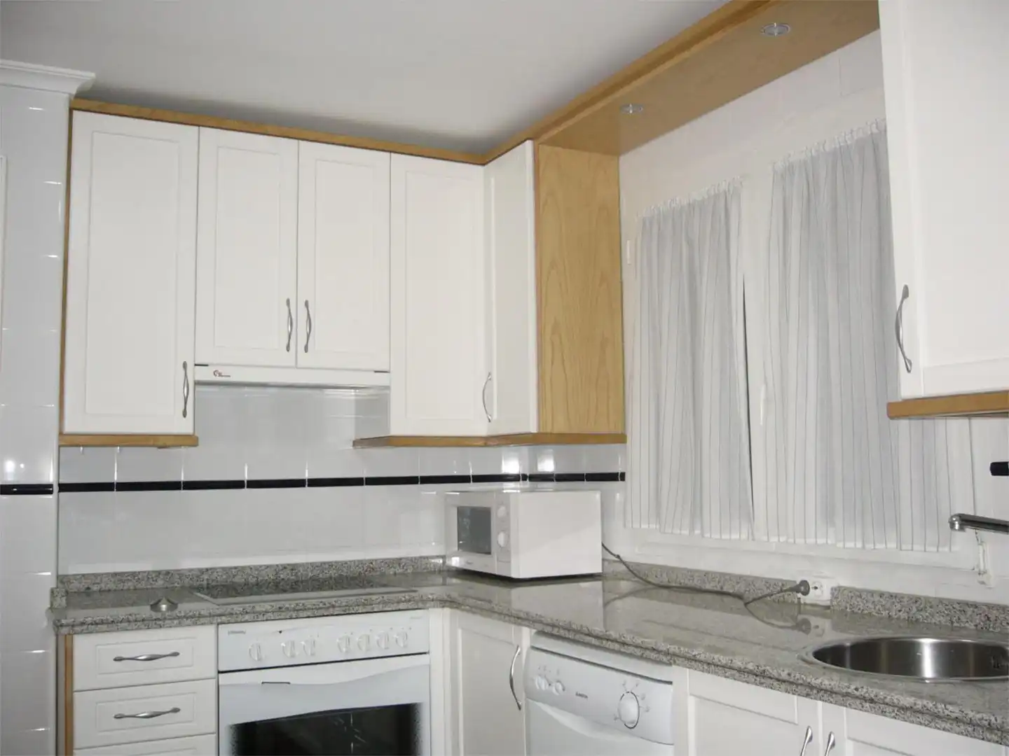 Flat for rent in Calle de Fray Luis de León, 8, Centro