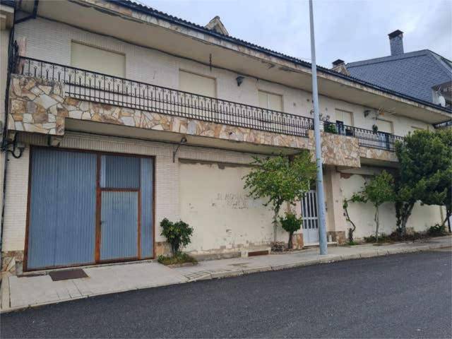 Casa-chalet en Venta en Mombuey