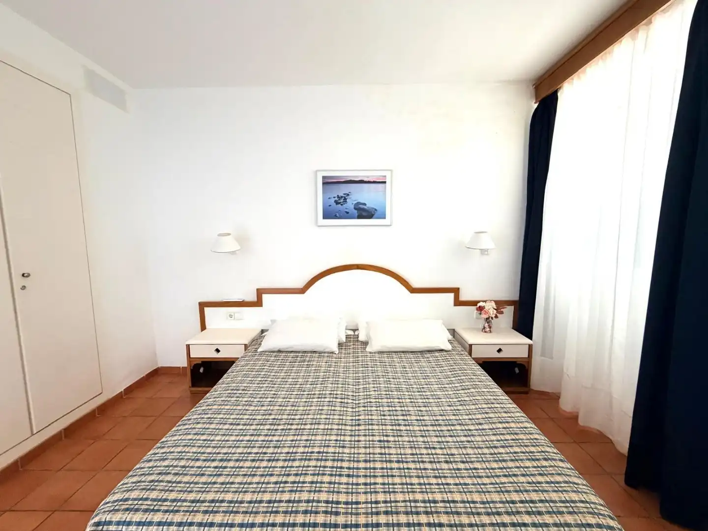 Apartamento de alquiler en Carrer Rosa Dles Vent, Cala d'en Bosch - Serpentona Habitación de Apartamento de alquiler en Ciutadella de Menorca con Aire acondicionado, Amueblado y Microondas