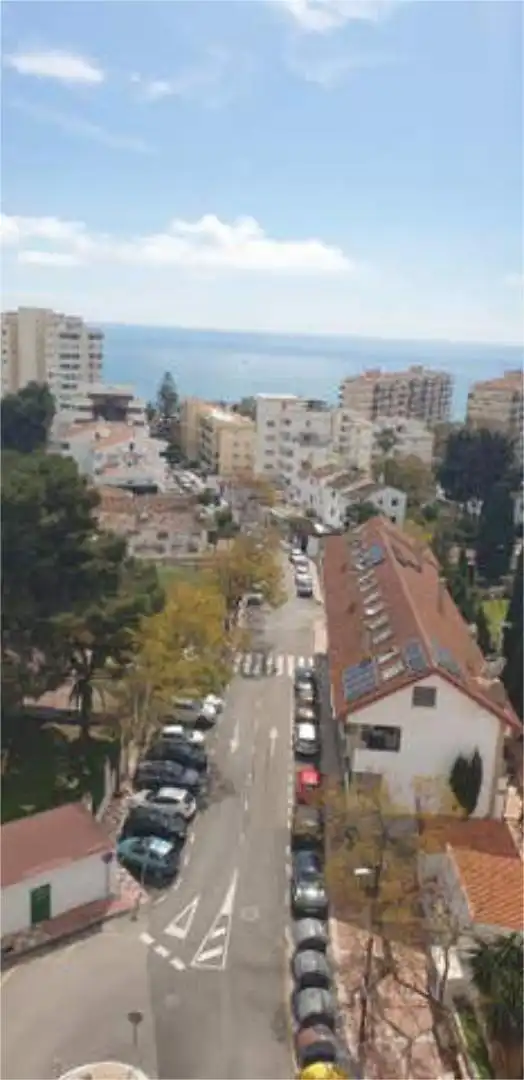 Wohnungen zum Verkauf in Solymar Außenansicht von Wohnungen zum Verkauf in Benalmádena mit Terrasse und Schwimmbad