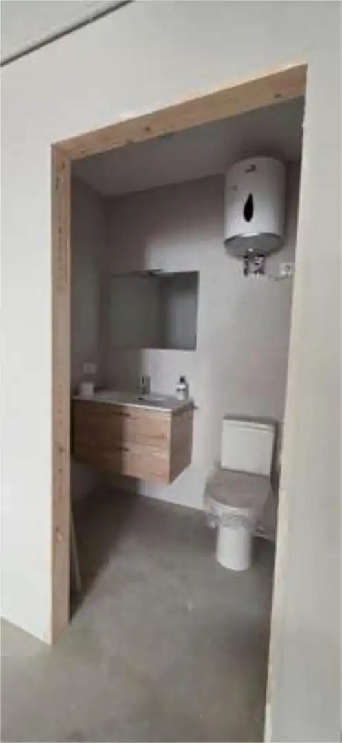 Industrial buildings for rent in Villafría - La Ventilla - Castañares Bathroom of Industrial buildings for rent in Burgos