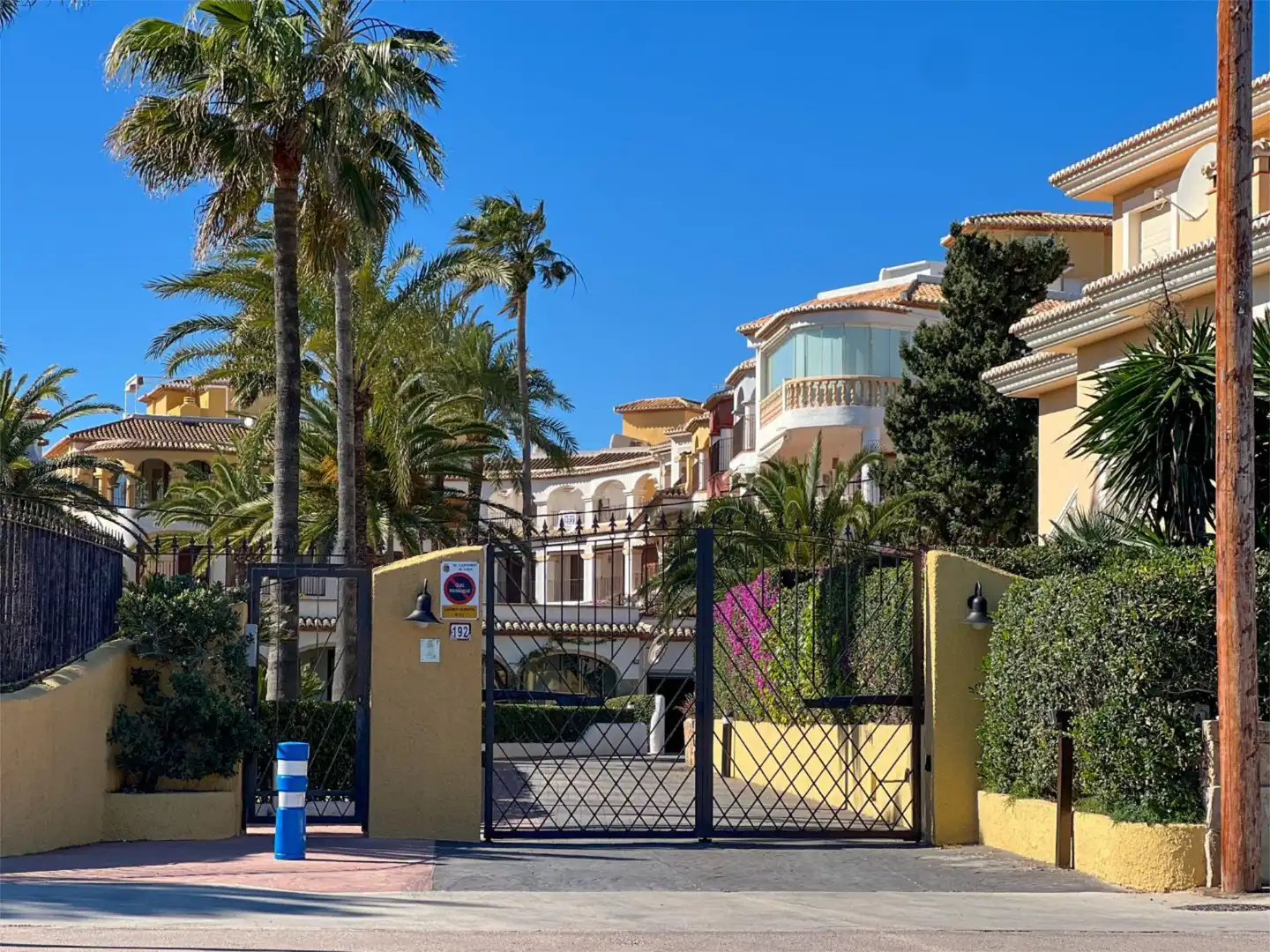 Apartments for sale in Avinguda del Mediterrània, 14, Montañar - El Arenal Exterior view of Apartments for sale in Jávea / Xàbia with Air Conditioner, Terrace and Storage room