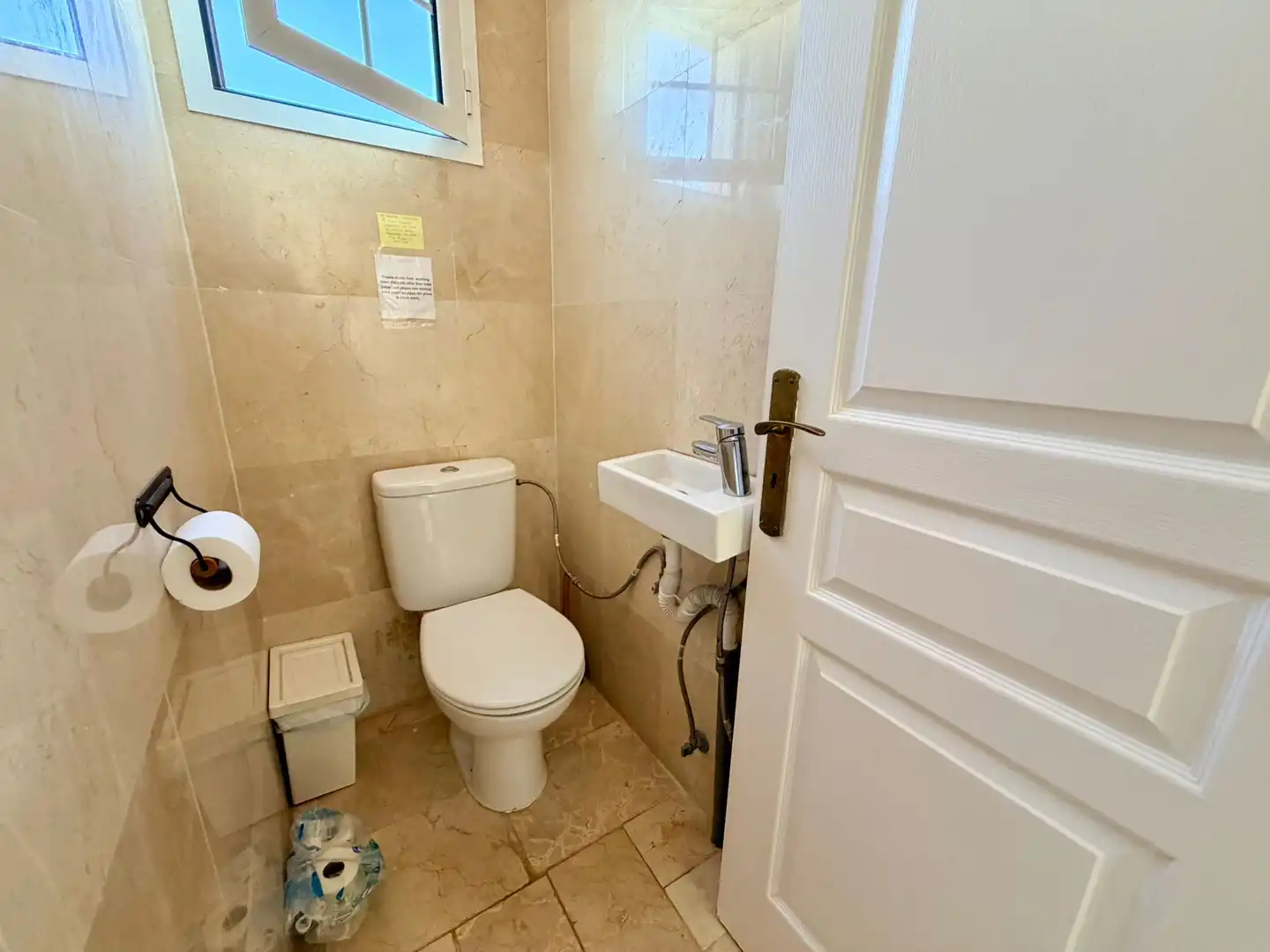 Dúplex en venta en Avenida Virgen de la Peña, 86, Caleta de Fuste Baño de Dúplex en venta en Antigua con Terraza, Piscina y Amueblado