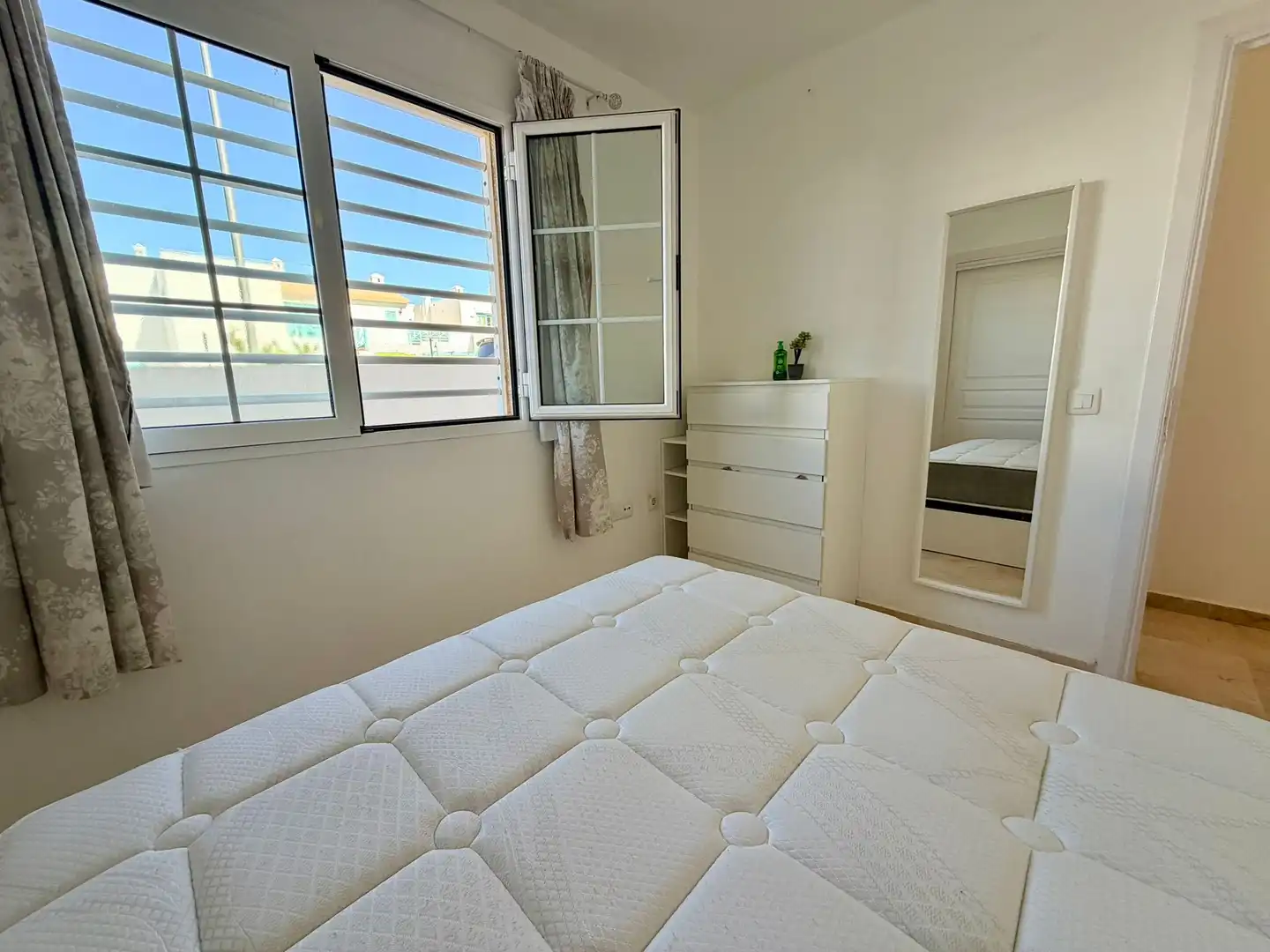 Dúplex en venta en Avenida Virgen de la Peña, 86, Caleta de Fuste Habitación de Dúplex en venta en Antigua con Terraza, Piscina y Amueblado
