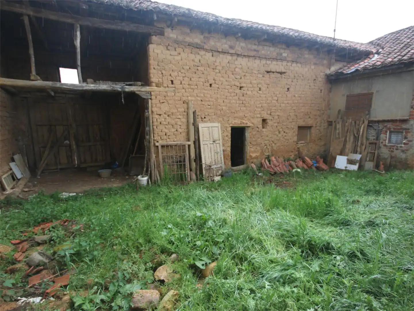 Detached homes for sale in Calle Santa Justa, Santa Colomba de Curueño Detached homes for sale in Santa Colomba de Curueño