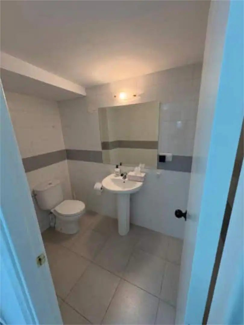 Baño de Local de alquiler en Monforte de Lemos