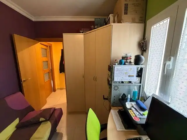 Casa o xalet en venda a Carrer Comellarets, 15, Flix Dormitori de Casa o xalet en venda en Flix amb Aire condicionat i Terrassa