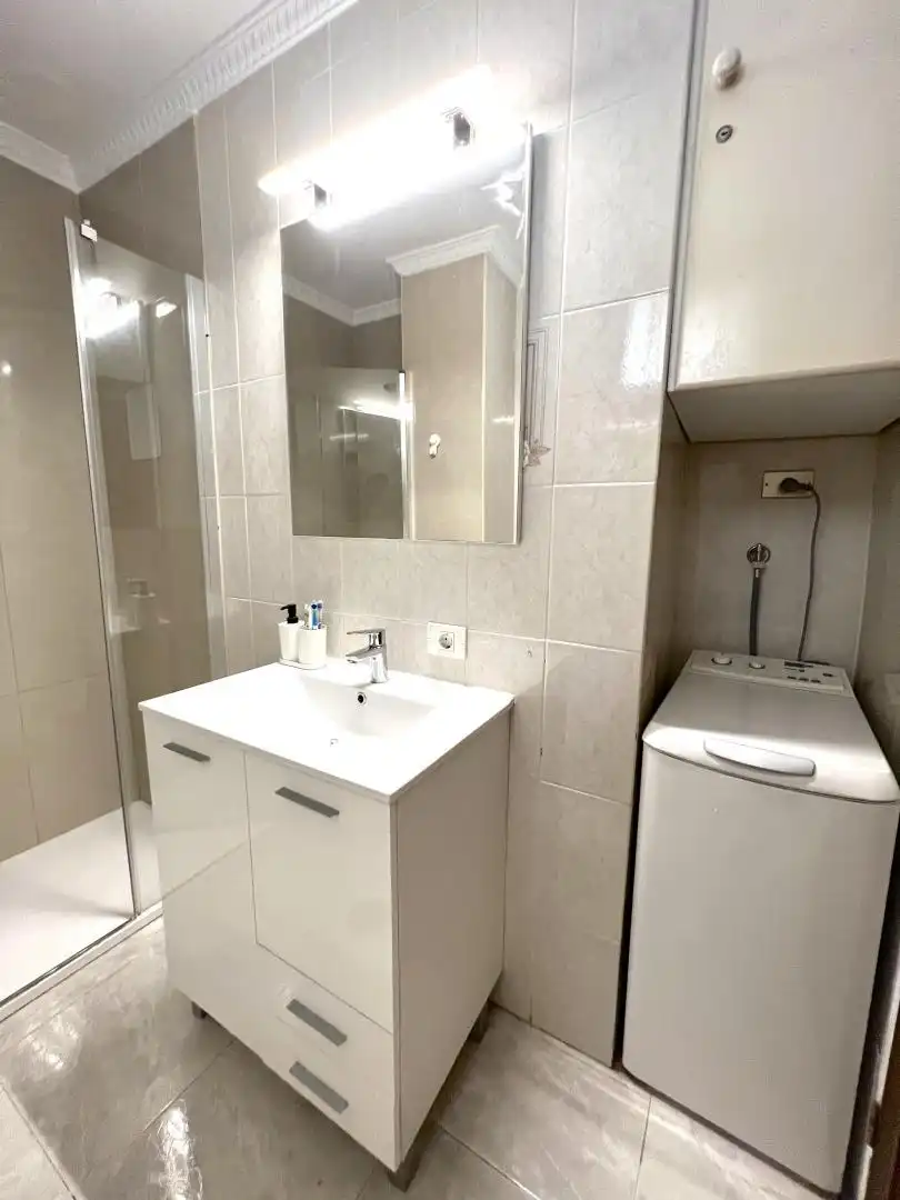 Apartamento en venta en Avenida Santiago Puig, 4, Playa de las Américas Baño de Apartamento en venta en Arona con Piscina y Balcón