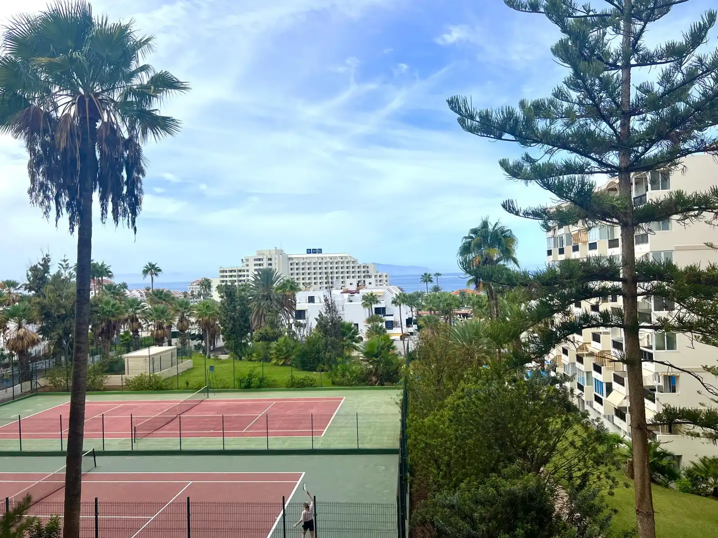 Apartamento en venta en Avenida Santiago Puig, 4, Playa de las Américas Vista exterior de Apartamento en venta en Arona con Piscina y Balcón