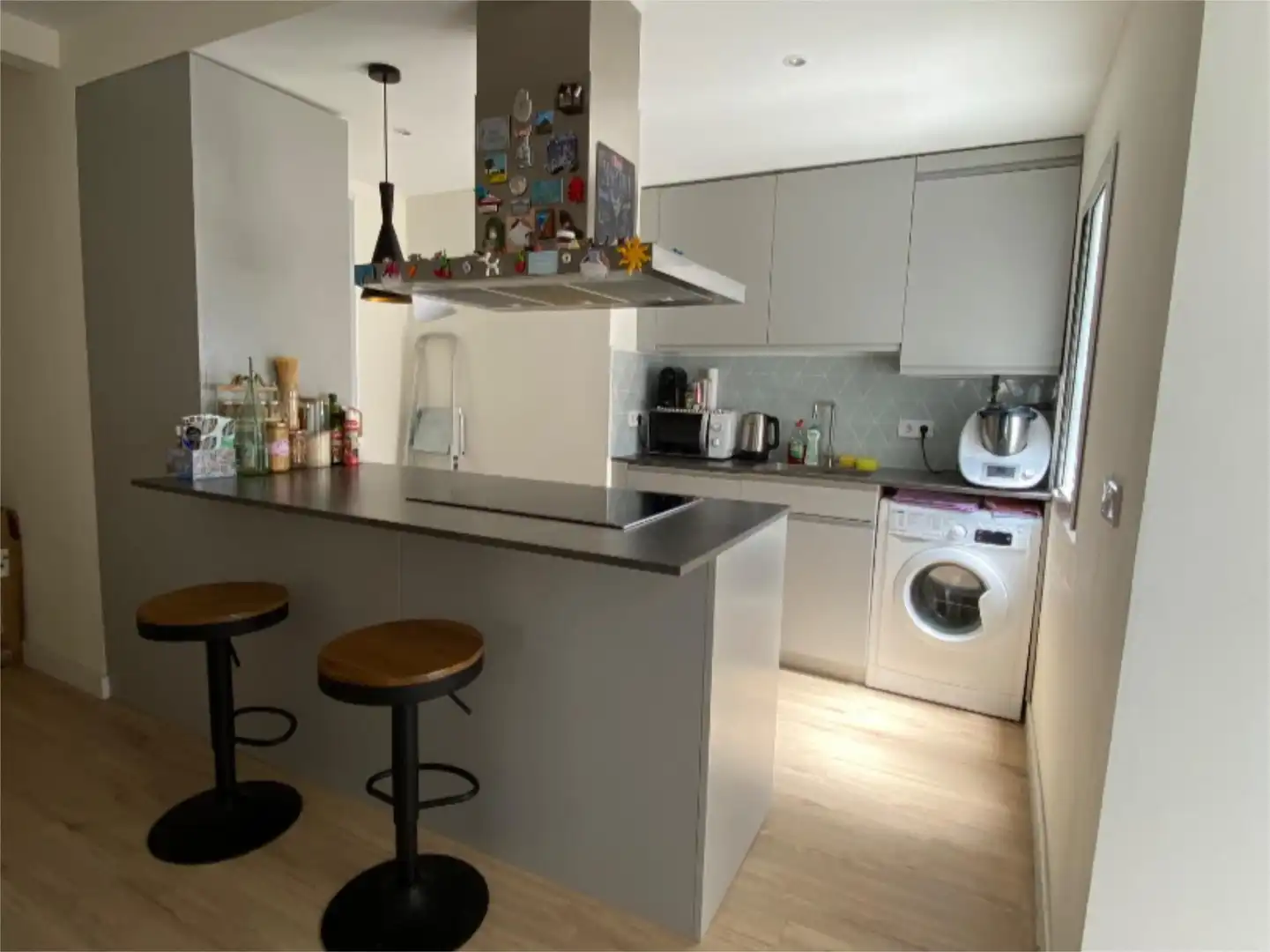Cocina de Piso para compartir en Pozuelo de Alarcón con Calefacción, Parquet y Amueblado