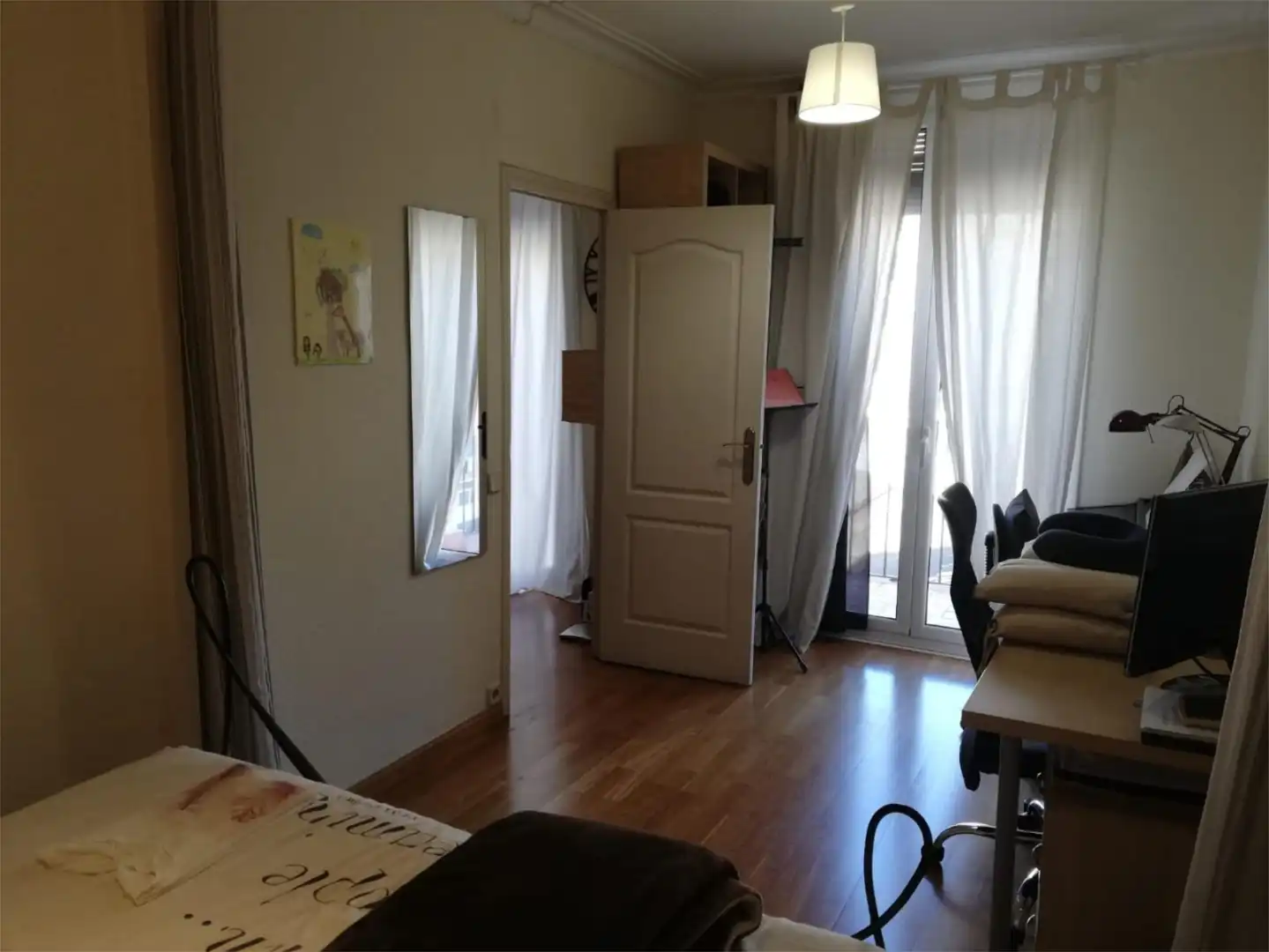 Piso de alquiler en Carrer de Villarroel, 44, Sant Antoni Habitación de Piso de alquiler en Barcelona Capital con Balcón