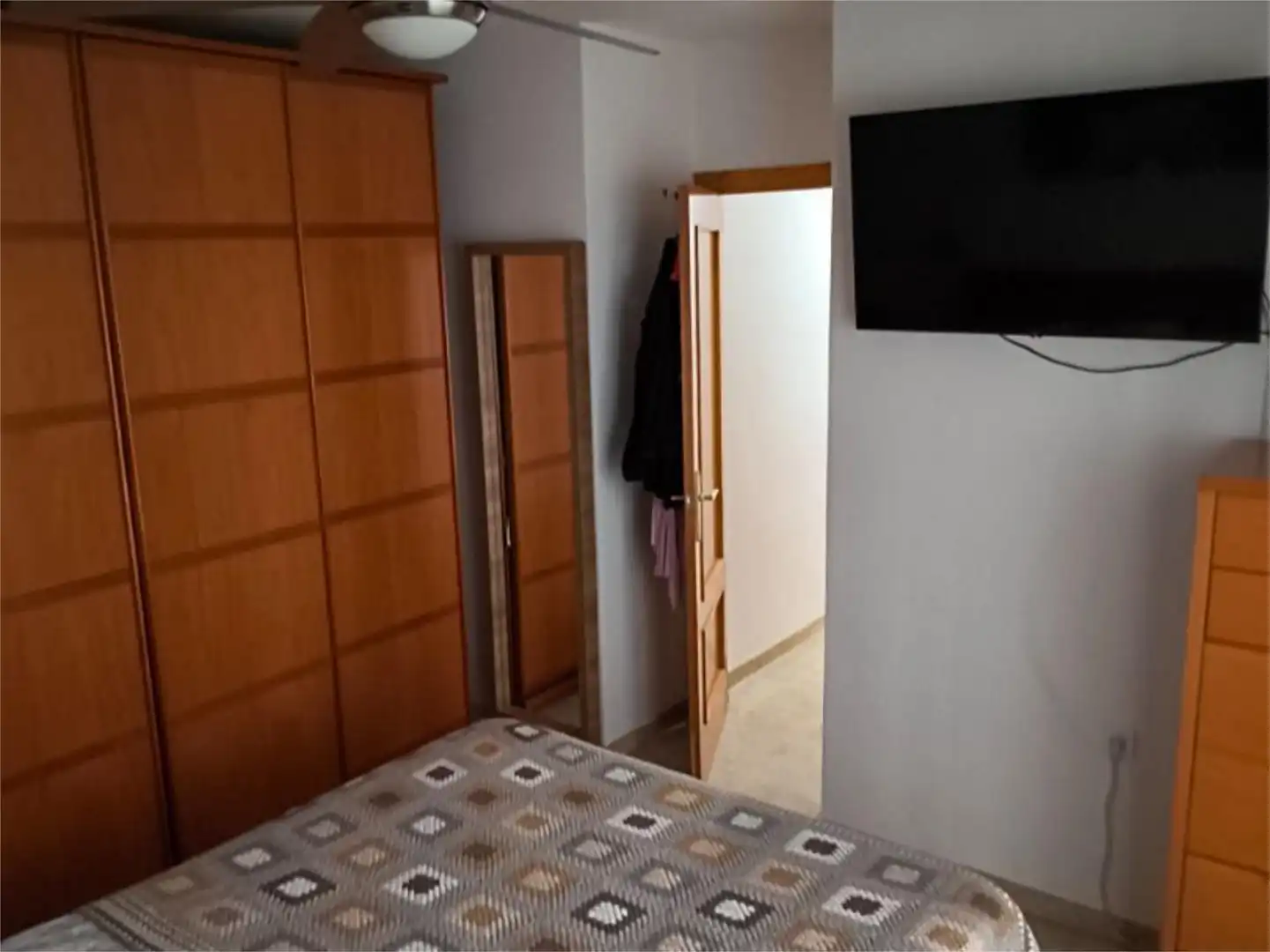 Wohnung zum Verkauf in Calle Jardines, 1, Cúllar Vega Schlafzimmer von Wohnung zum Verkauf in Cúllar Vega mit Klimaanlage, Terrasse und Balkon