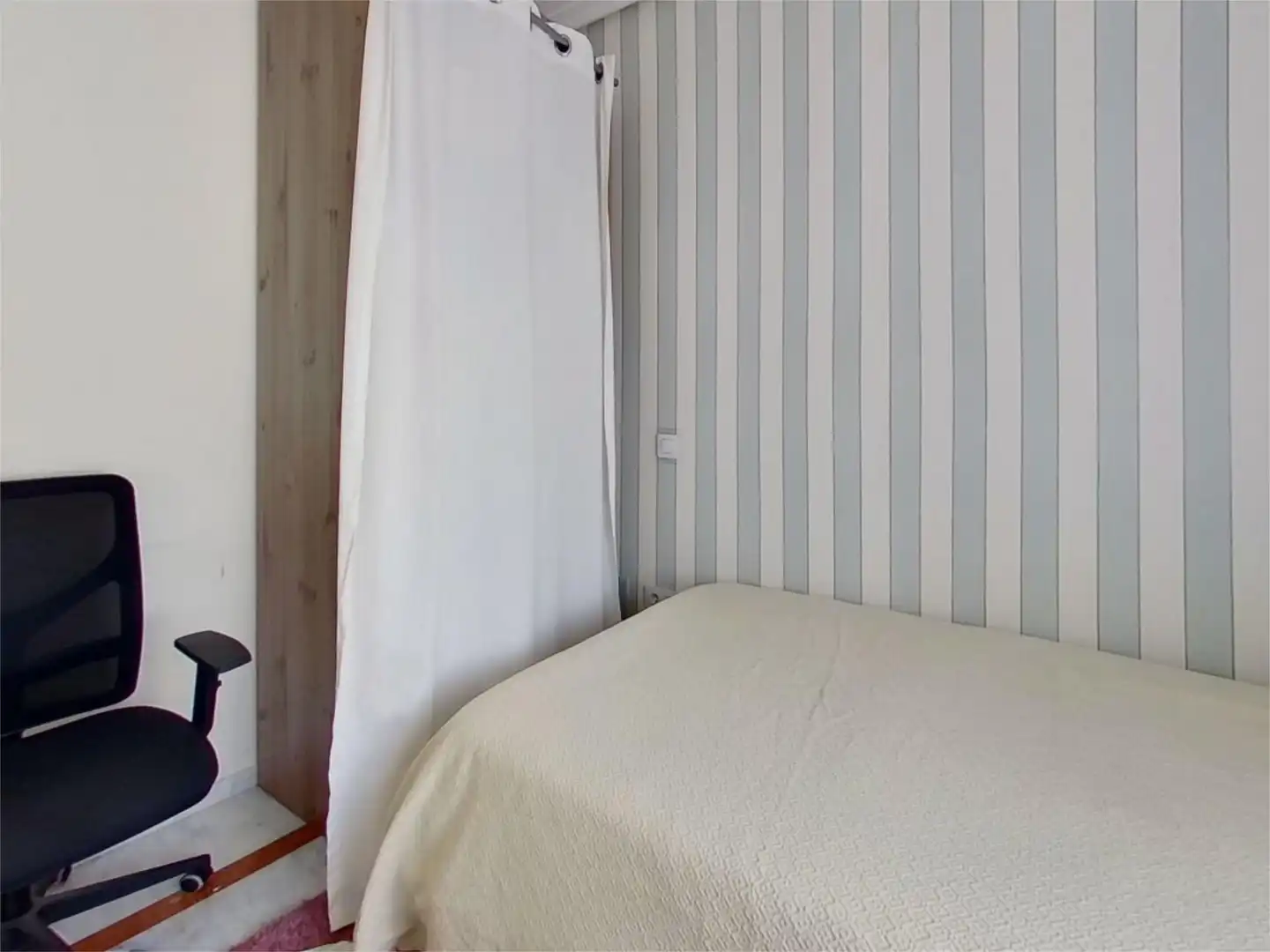 Piso en venta en Urbanizaciones Habitación de Piso en venta en Rivas-Vaciamadrid con Aire acondicionado, Calefacción y Jardín privado