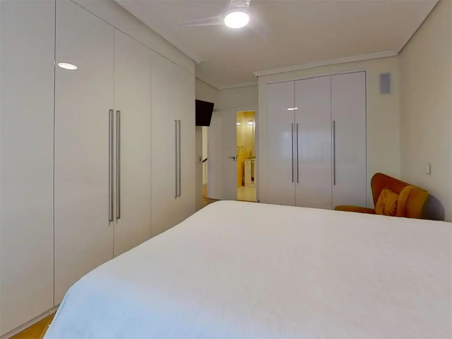 Piso en venta en Urbanizaciones Habitación de Piso en venta en Rivas-Vaciamadrid con Aire acondicionado, Calefacción y Jardín privado