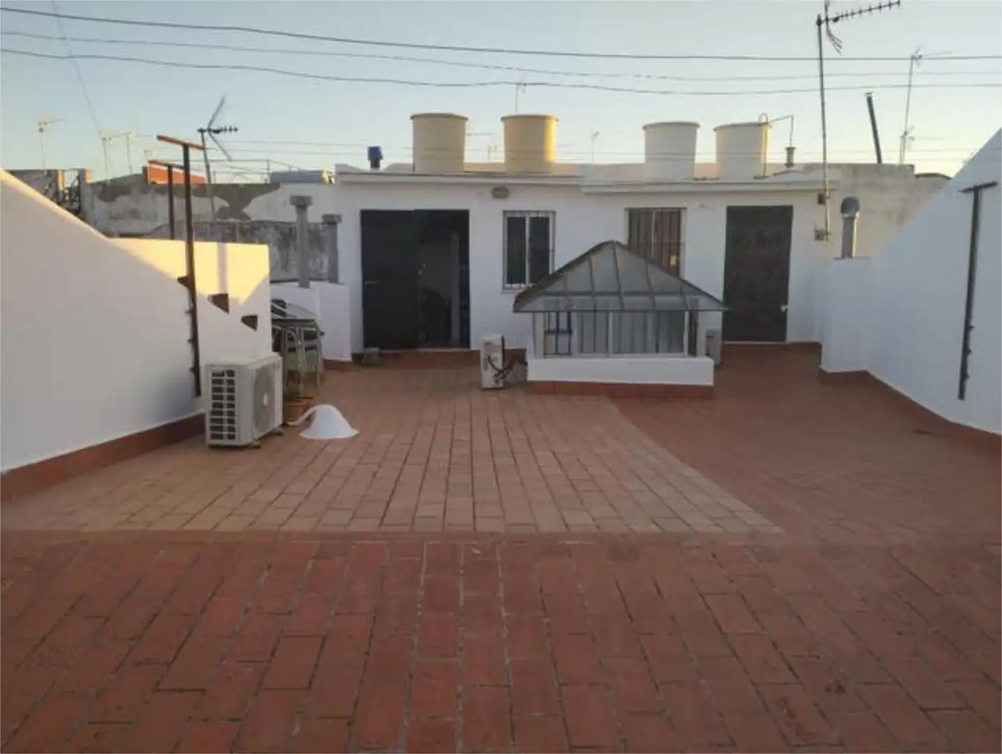 Piso en venta en Mairena del Alcor Vista exterior de Piso en venta en Mairena del Alcor con Terraza y Trastero