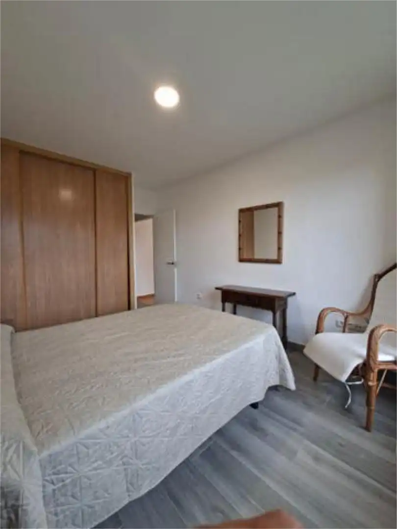 Flat for sale in Noalla Bedroom of Flat for sale in Sanxenxo with Terrace