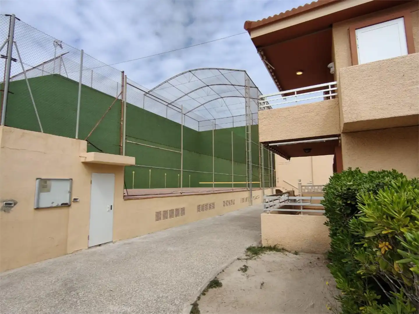 Vista exterior de Pis de lloguer en Valencia amb Aire condicionat, Jardí privat i Terrassa