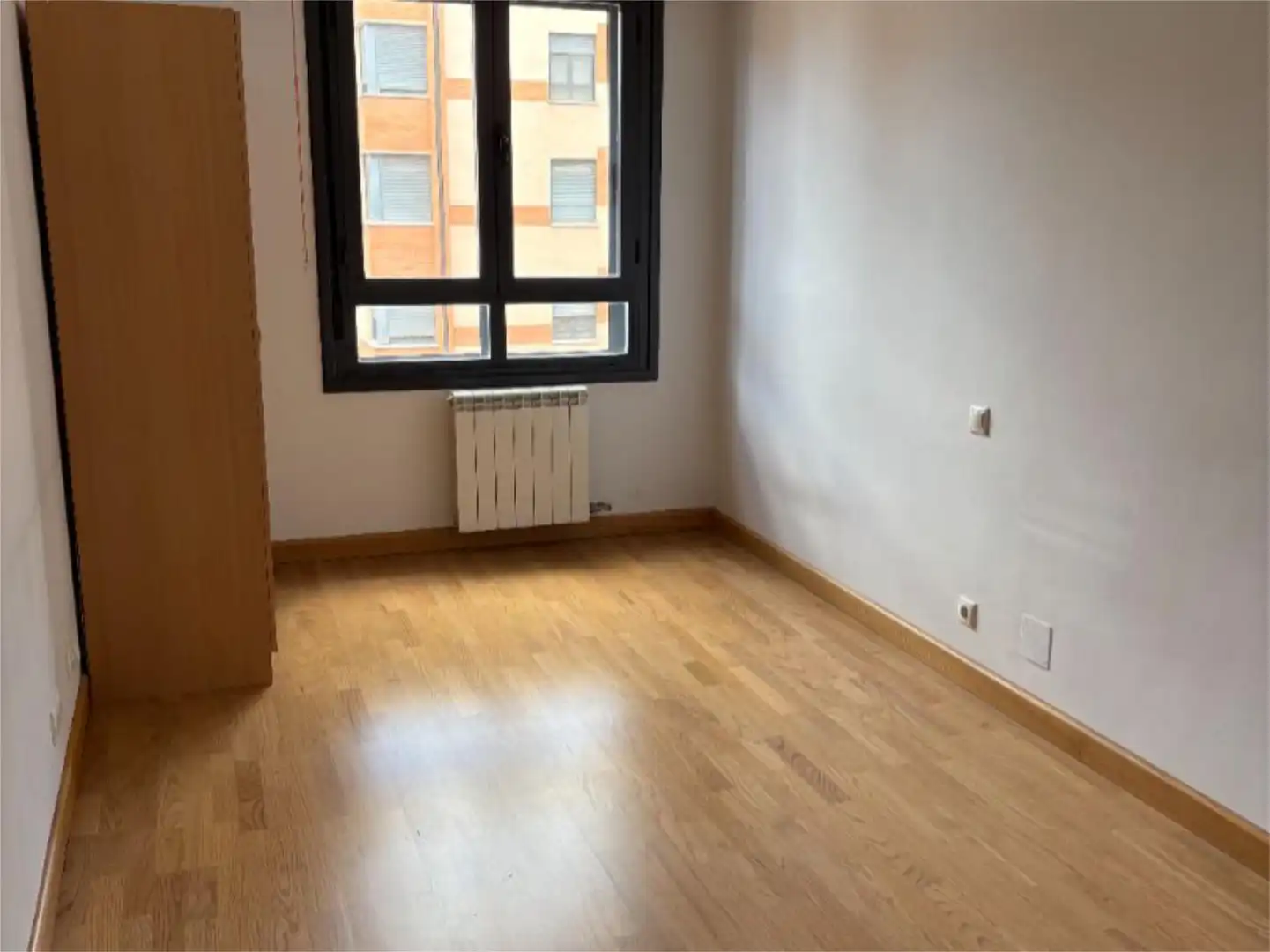 Piso en venta en Calle Palencia, 2, Ciudad Jardín -Vista Alegre Habitación de Piso en venta en Zamora Capital con Calefacción, Parquet y Trastero
