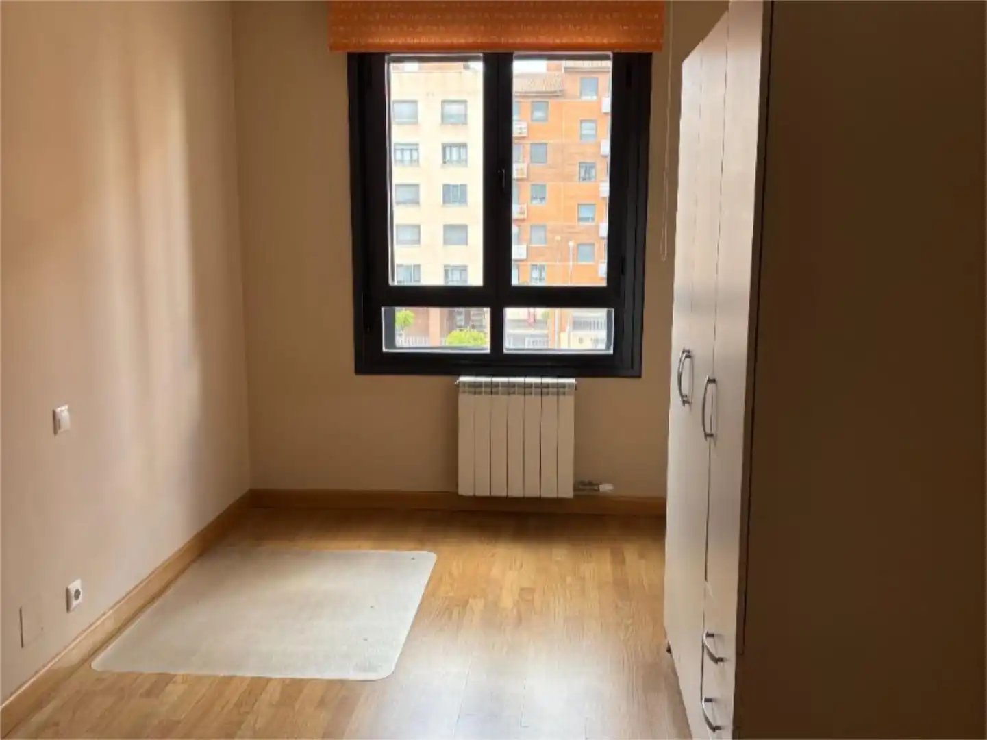 Piso en venta en Calle Palencia, 2, Ciudad Jardín -Vista Alegre Habitación de Piso en venta en Zamora Capital con Calefacción, Parquet y Trastero
