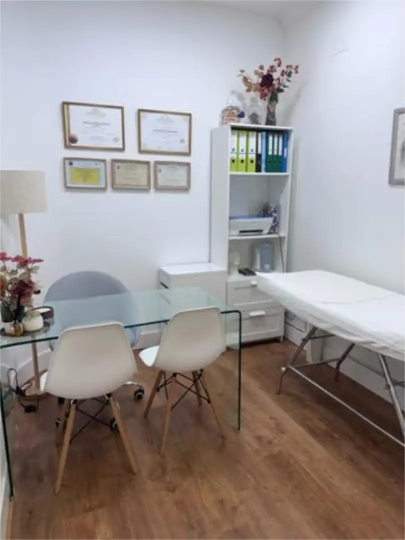 Office for rent in Madrid  with Air Conditioner