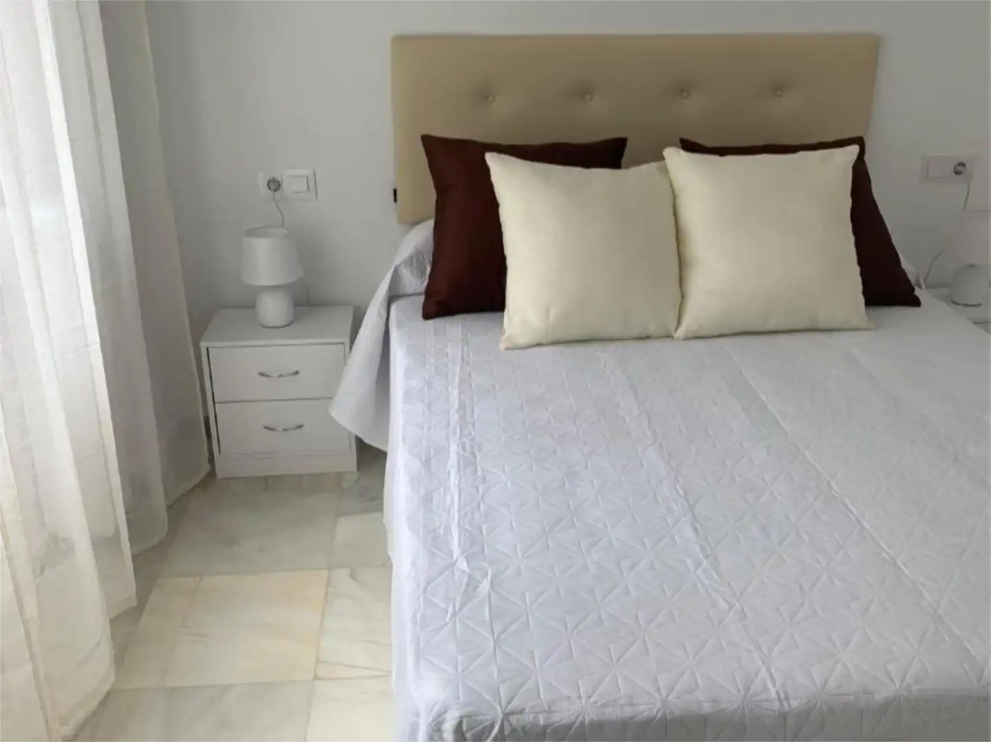 Wohnung zur Miete in Plaza de Mariana Pineda, 7, Granada Capital Wohnung zur Miete in Plaza de Mariana Pineda, 7, Granada Capital