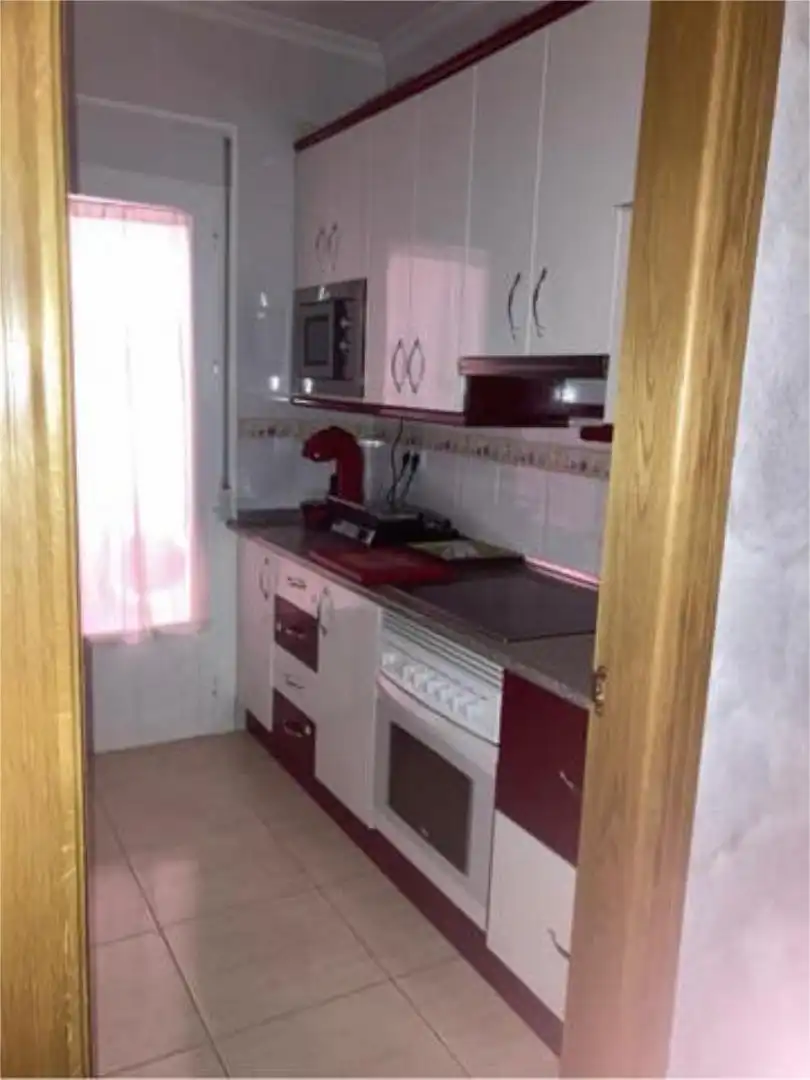 Piso en venta en Cúllar Cocina de Piso en venta en Cúllar con Calefacción, Terraza y Amueblado
