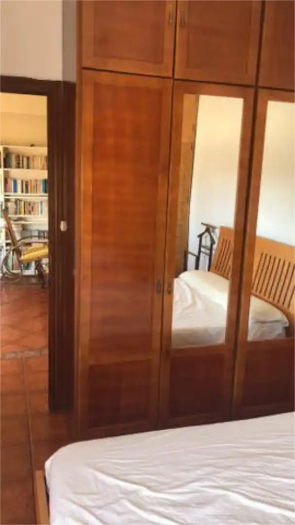 Dormitori de Pis de lloguer en Mérida amb Terrassa i Moblat