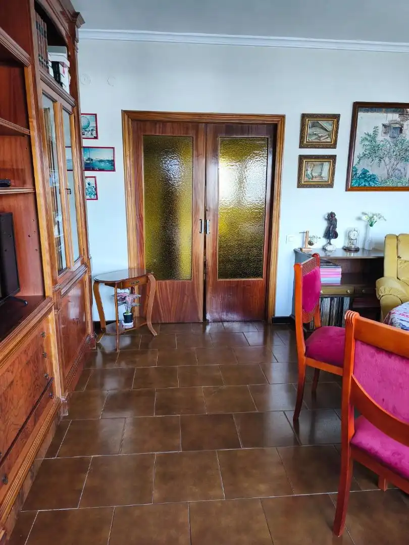 Flat for sale in Sevilla  with Air Conditioner, Terrace and Community parking