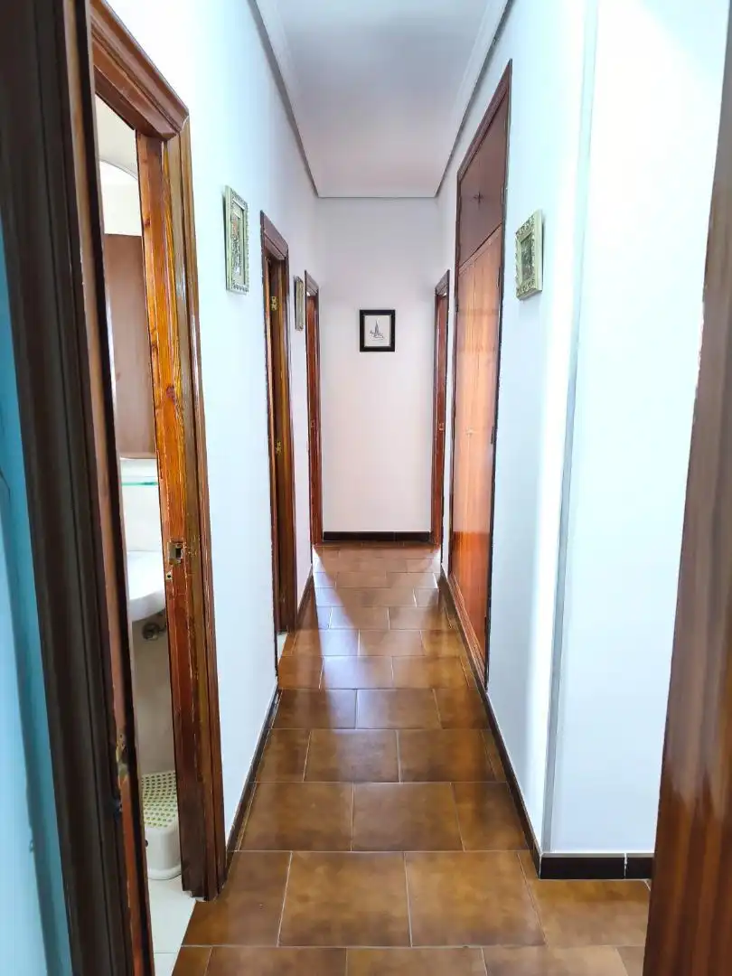 Flat for sale in Sevilla  with Air Conditioner, Terrace and Community parking