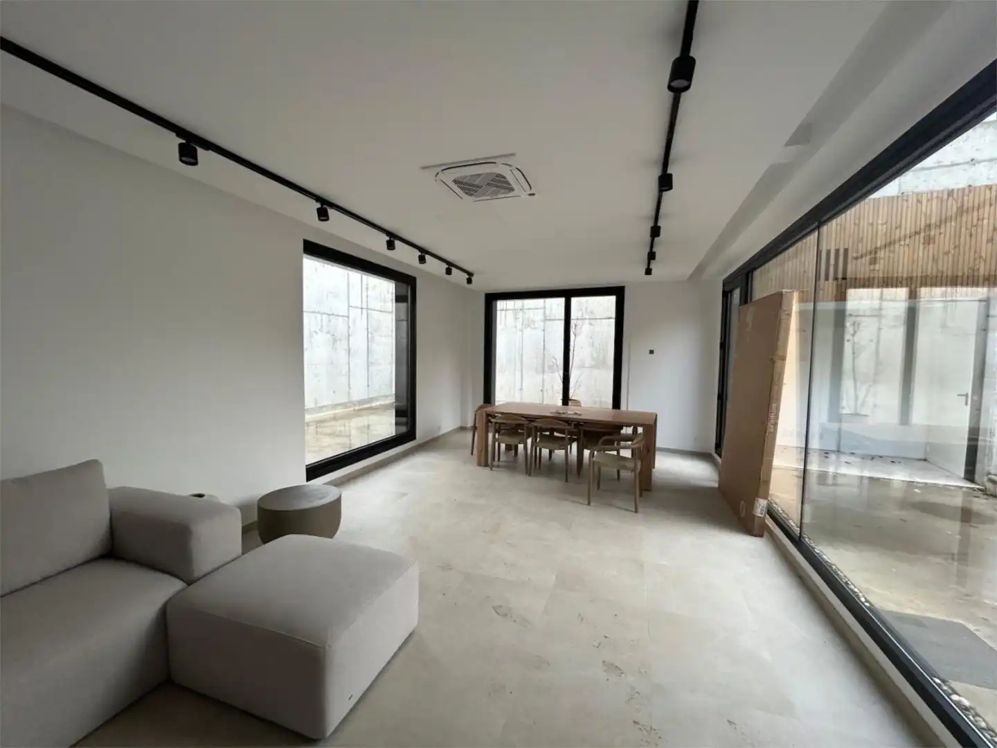 Piso de alquiler en Rúa Xenza, 22, Liáns Piso de alquiler en Oleiros con Calefacción, Jardín privado y Parquet