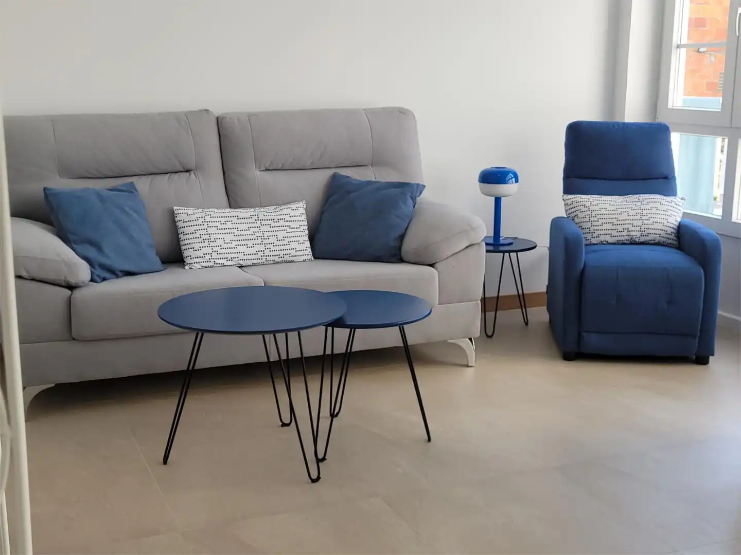 Wohnzimmer von Wohnungen zur Miete in Foz mit Heizung, Privatgarten und Parkett