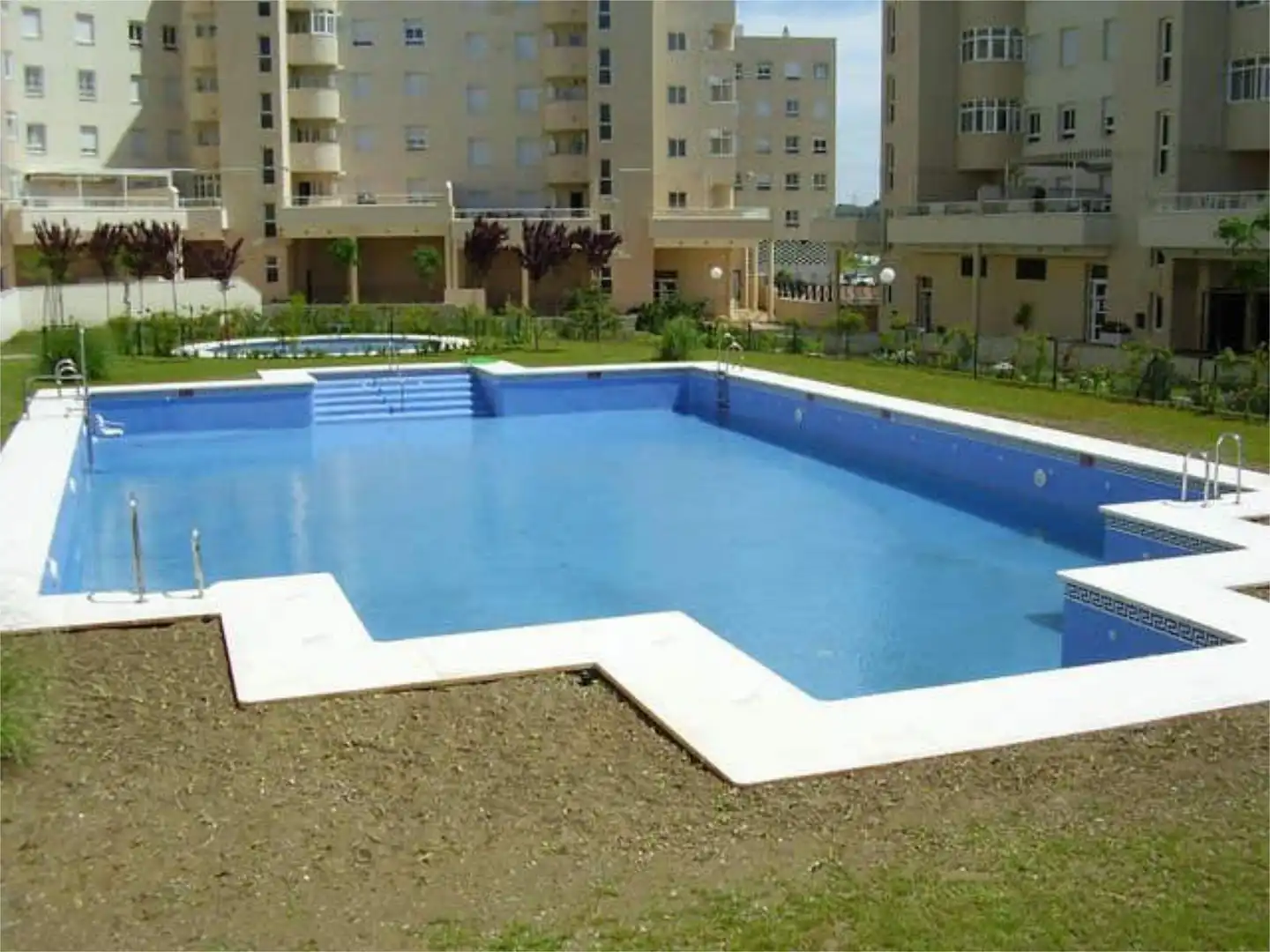 Piscina de Piso de alquiler en Málaga Capital con Jardín privado, Terraza y Piscina