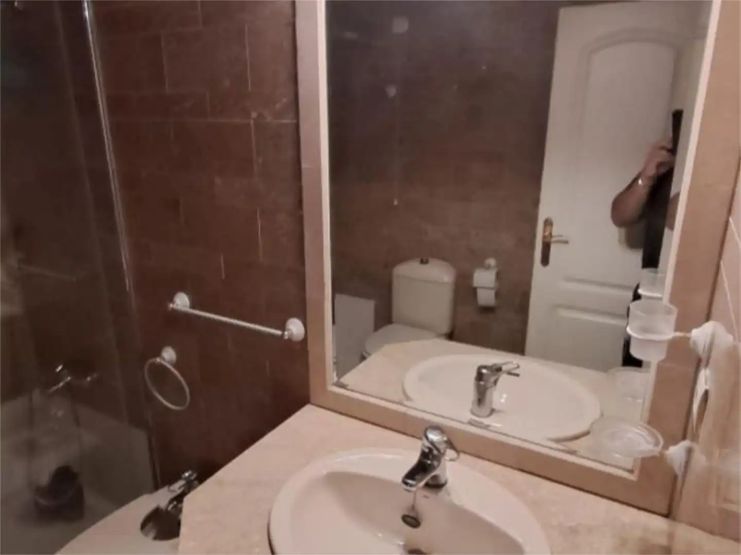 Apartament de lloguer a Calle Vermondo Resta, 10, La Buhaira Bany de Apartament de lloguer en Sevilla amb Aire condicionat, Calefacció i Piscina