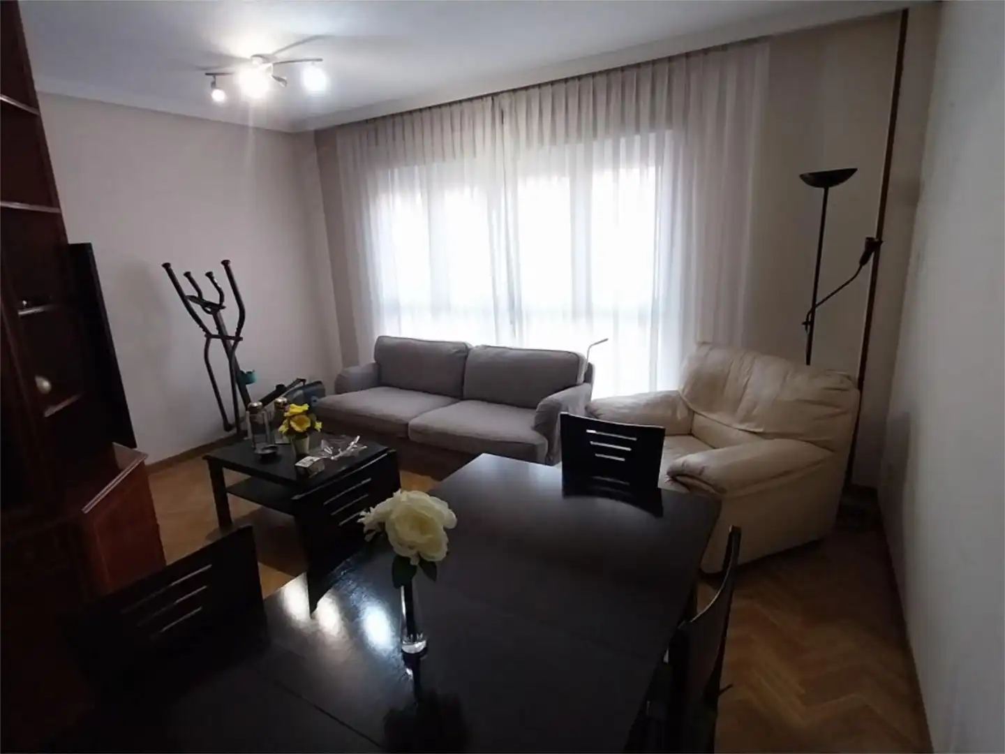 Living room of Flat for rent in Madrid  with Air Conditioner, Heating and Private garden