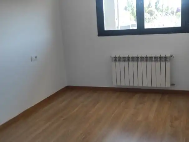 Piso en venta en Camino Cuesta Blanca, 2, Morales del Vino Habitación de Piso en venta en Morales del Vino con Calefacción, Terraza y Piscina