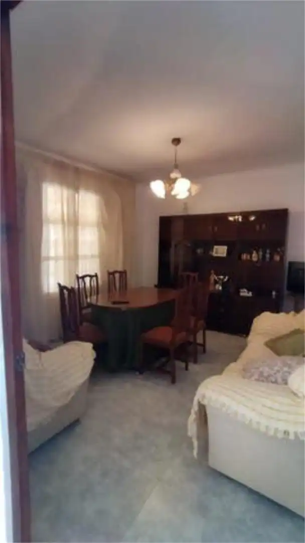 Casa o xalet en venda a Caniles Menjador de Casa o xalet en venda en Caniles amb Jardí privat, Terrassa i Traster